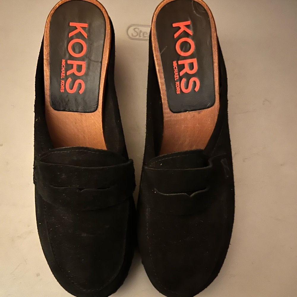 MICHAEL KORS Blue Suede Slip on Shoes Wooden Clogs Studded 7 made in Italy